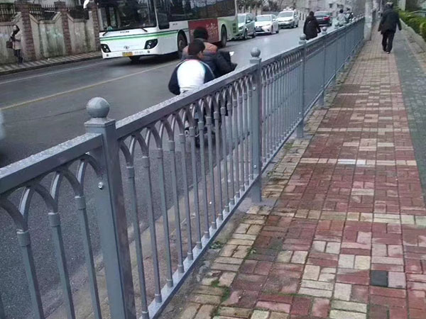 景观护栏供应商
